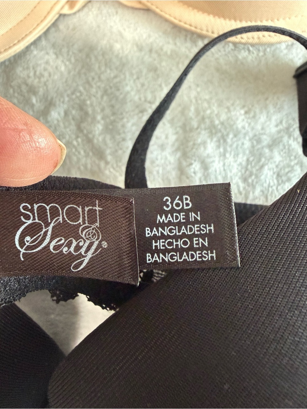 Smart and Sexy Women’s Lace Trim T-Shirt Bras - Nude and Black - Picture 3 of 5
